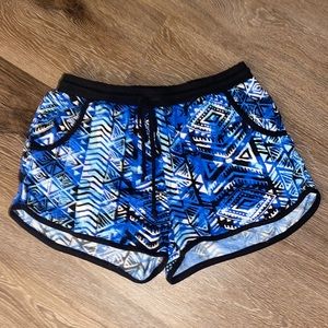 Super Soft Patterned Shorts w Pockets - M